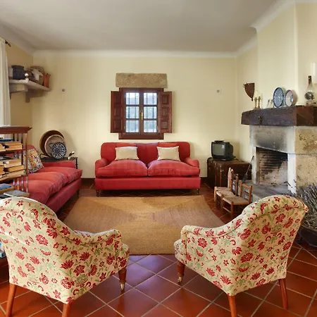 Ibarra Zalla 酒店 3*